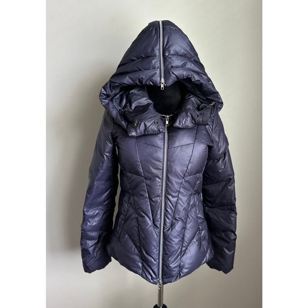 JNBY Sculpted Hooded Puffer Coat in Dark Blue Size M